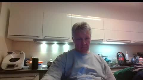 Devon online show from February 25, 11:55 pm