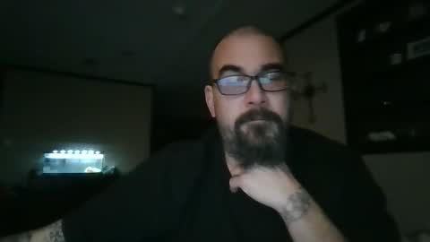 Snapshot of dexterbanana chatting on January 8, 1:42 am Mike Sounde online show from January 8, 1:42 am