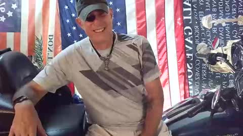 Yeti online show from April 18, 5:25 pm