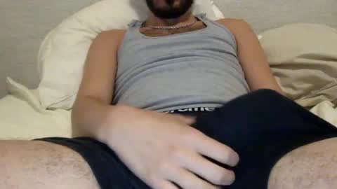 Snapshot of dickowens23 chatting on December 3, 3:29 am dickowens23 online show from December 3, 3:29 am