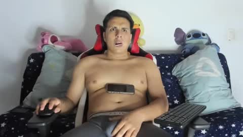 alexerdiego online show from June 22, 3:25 am