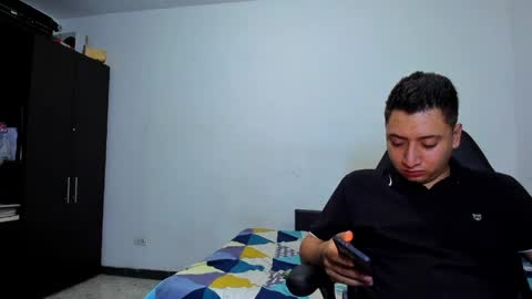 diiego_xxx online show from April 9, 1:36 am