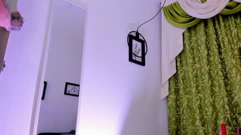 Snapshot of dilan_scootk_ chatting on January 30, 11:11 am dilan_scootk_ online show from January 30, 11:11 am