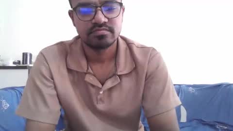 Snapshot of dilip_09 chatting on September 26, 2:20 am dilip_09 online show from September 26, 2:20 am
