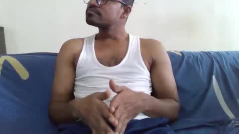 Snapshot of dilip_09 chatting on September 18, 3:19 am dilip_09 online show from September 18, 3:19 am