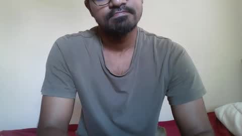 Snapshot of dilip_09 chatting on January 2, 3:05 am dilip_09 online show from January 2, 3:05 am