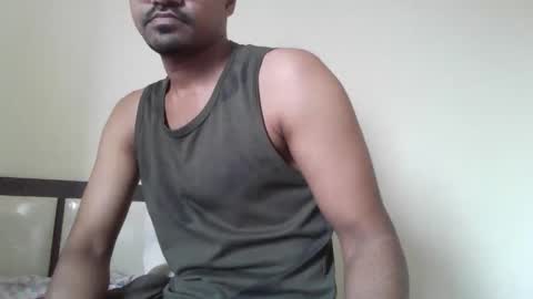 Snapshot of dilip_09 chatting on September 13, 2:56 am dilip_09 online show from September 13, 2:56 am