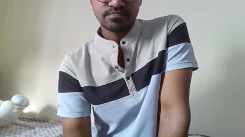 Snapshot of dilip_09 chatting on January 30, 1:00 am dilip_09 online show from January 30, 1:00 am