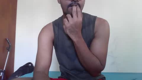 Snapshot of dilip_09 chatting on December 24, 2:32 am dilip_09 online show from December 24, 2:32 am