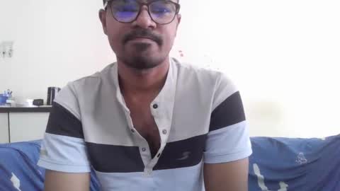 Snapshot of dilip_09 chatting on October 27, 2:58 am dilip_09 online show from October 27, 2:58 am
