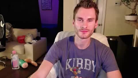 Meechii online show from February 4, 4:59 am