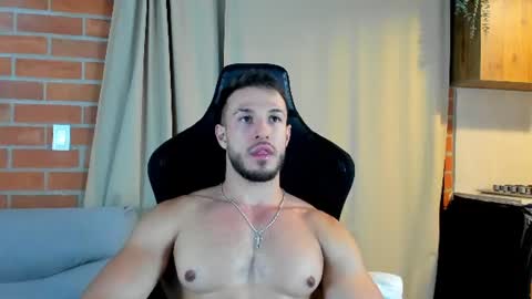 dimitricaruso online show from June 15, 2:47 am