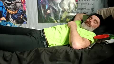 Snapshot of dirtmcgirt82 chatting on December 13, 1:59 am dirtmcgirt82 online show from December 13, 1:59 am