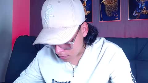 dirty model online show from February 18, 12:31 am