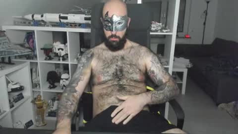 Robert online show from October 26, 2:13 am