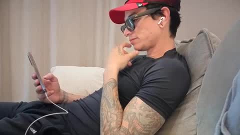 Snapshot of dirtyprettyboi chatting on January 14, 4:47 am buy tokens with link online show from January 14, 4:47 am