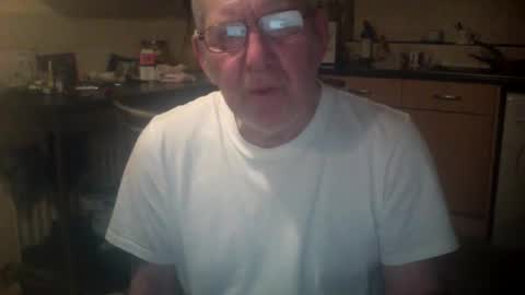 Snapshot of discovery63 chatting on February 25, 7:14 pm discovery63 online show from February 25, 7:14 pm