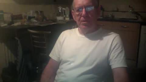 Snapshot of discovery63 chatting on September 14, 7:05 pm discovery63 online show from September 14, 7:05 pm