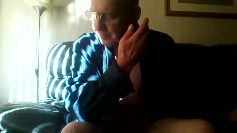 Snapshot of discovery63 chatting on September 22, 9:09 am discovery63 online show from September 22, 9:09 am