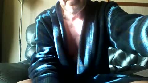 Snapshot of discovery63 chatting on February 5, 11:12 am discovery63 online show from February 5, 11:12 am