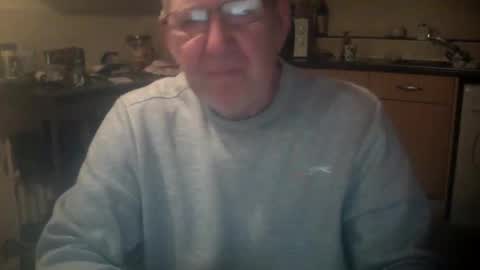 Snapshot of discovery63 chatting on February 14, 7:12 pm discovery63 online show from February 14, 7:12 pm