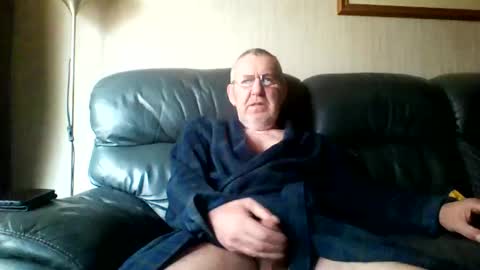 Snapshot of discovery63 chatting on January 12, 12:23 pm discovery63 online show from January 12, 12:23 pm