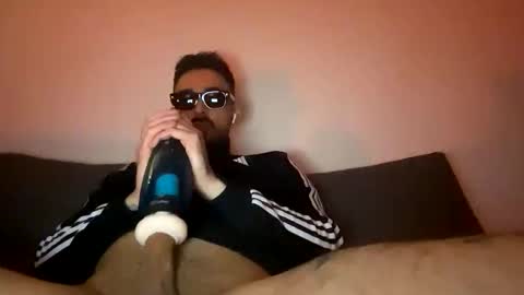 Azier online show from April 25, 7:55 pm