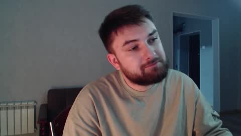 do_you_feel_pain online show from November 10, 8:25 pm