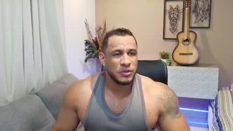 Snapshot of dominic_hulk1 chatting on October 22, 3:10 am dominic_hulk1 online show from October 22, 3:10 am