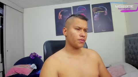 Dominic  online show from January 5, 8:32 am