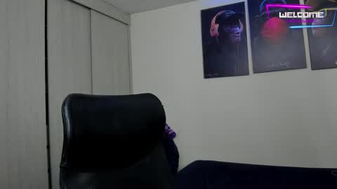 Dominic  online show from January 12, 10:45 am