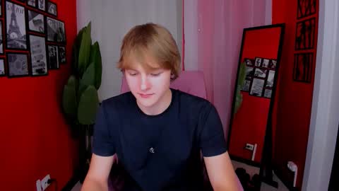 Donald online show from December 4, 4:03 pm