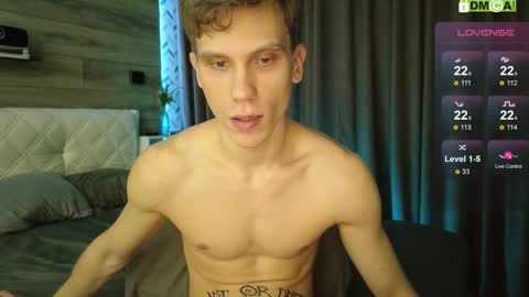 Nikon online show from November 30, 7:49 pm