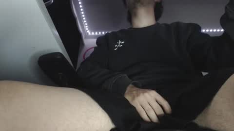 douglas_drake online show from October 22, 12:02 am