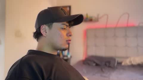 drakeeee online show from April 6, 3:13 pm