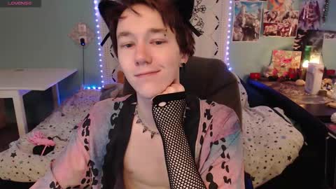 Yukichi online show from October 13, 9:32 pm