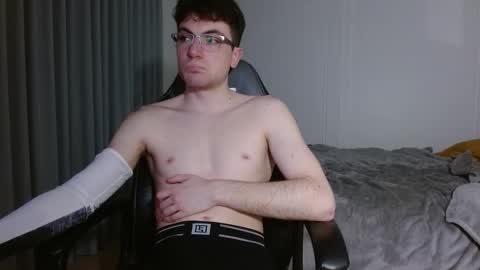 DreamBoy online show from March 15, 2:19 am