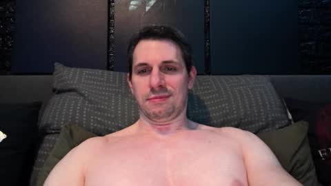Snapshot of dreamwallker chatting on January 16, 9:51 pm Ioannes Paulus the 2nd online show from January 16, 9:51 pm