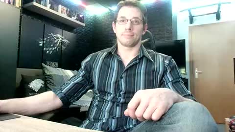 Snapshot of dreamwallker chatting on October 13, 6:36 pm Ioannes Paulus the 2nd online show from October 13, 6:36 pm