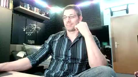 Snapshot of dreamwallker chatting on September 8, 4:39 pm Ioannes Paulus the 2nd online show from September 8, 4:39 pm