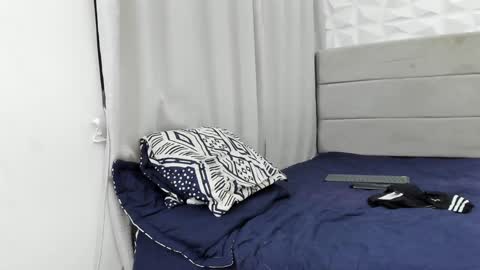 Snapshot of drekev_ chatting on December 24, 6:55 am Kevin online show from December 24, 6:55 am