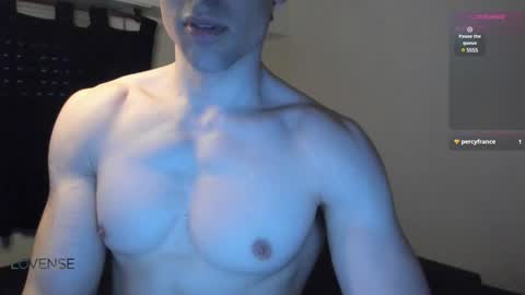 Snapshot of drmozo chatting on December 11, 9:55 pm Alexander online show from December 11, 9:55 pm