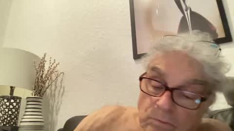 Snapshot of drtony4u222 chatting on January 8, 10:48 pm DrTony4u222100 online show from January 8, 10:48 pm
