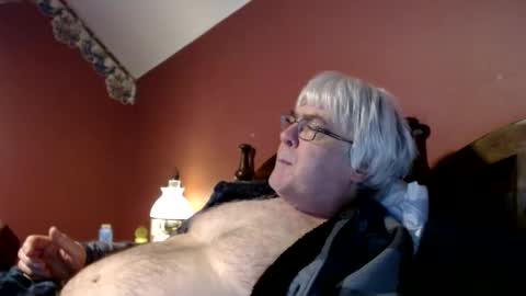 Snapshot of dug38 chatting on February 28, 6:41 pm Doug online show from February 28, 6:41 pm