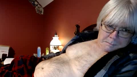 Snapshot of dug38 chatting on February 16, 12:32 pm Doug online show from February 16, 12:32 pm