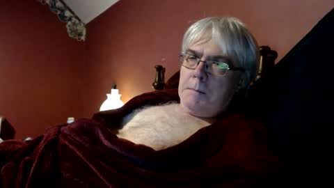 Snapshot of dug38 chatting on December 28, 2:12 pm Doug online show from December 28, 2:12 pm