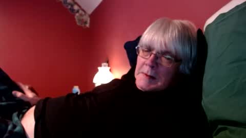Snapshot of dug38 chatting on January 19, 2:59 pm Doug online show from January 19, 2:59 pm