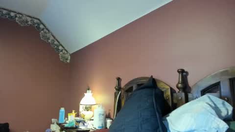 Snapshot of dug38 chatting on September 15, 1:08 am Doug online show from September 15, 1:08 am