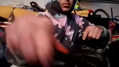 levi online show from November 4, 9:43 am