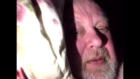 Dusty online show from December 25, 4:22 am